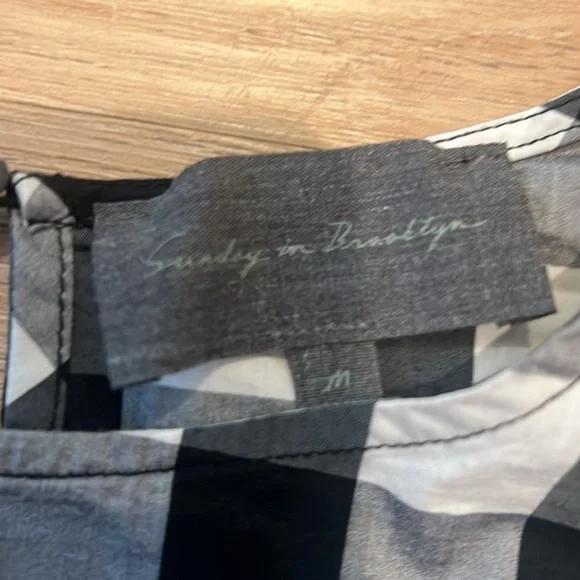 Anthropologie Sunday in Brooklyn Check Poplin Top - Size Medium - Picture 3 of 9